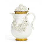 PORCELAIN COFFEE POT FROM THE BREAKFAST SERVICE OF MARIA-JOSEPHA OF SAXONY AND POLAND (1699-1757).