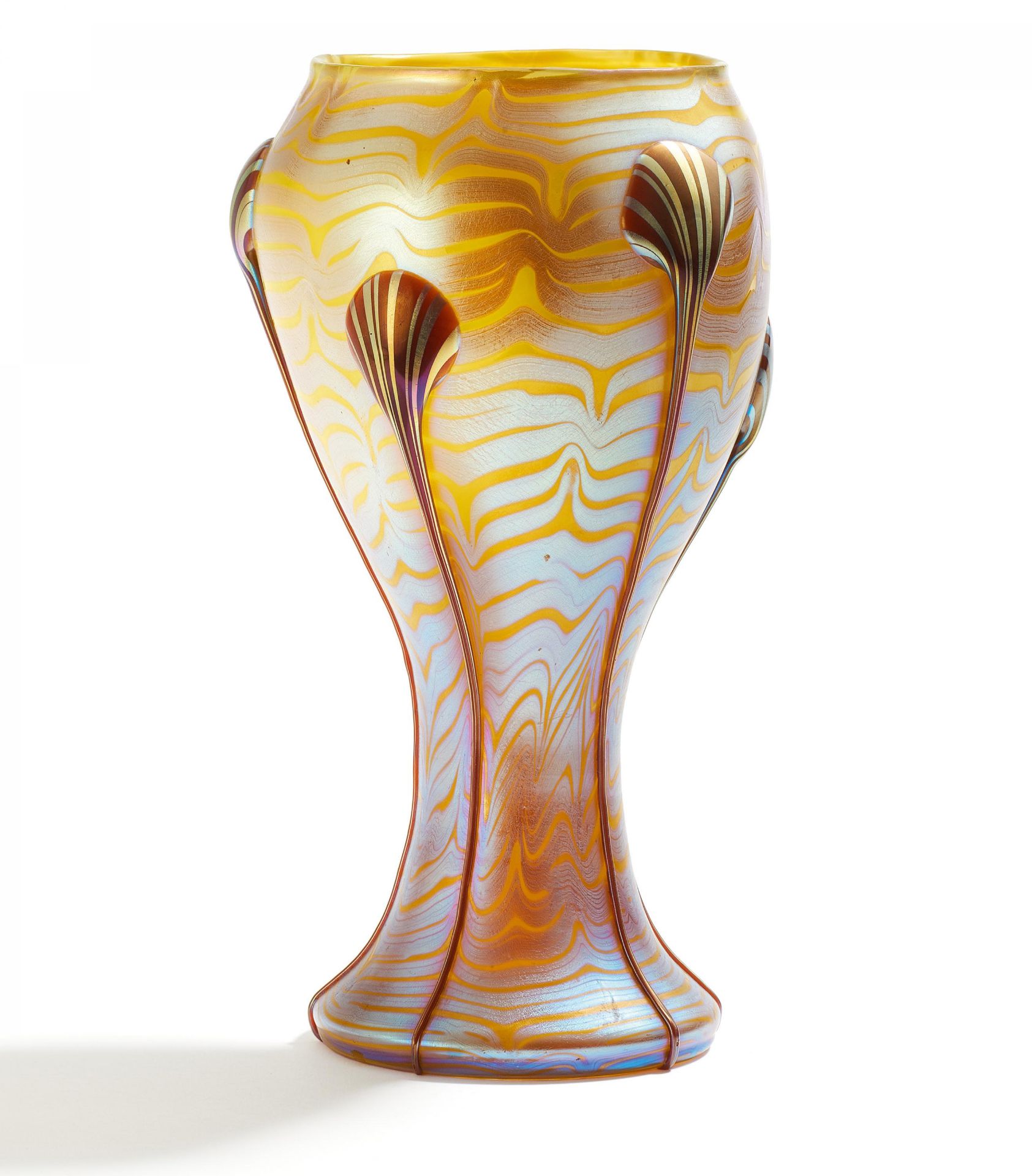 GLASS VASE "OPAL PHENOMENON". Loetz Wwe. Klostermühle. Decor design 1901, Gre 1/4. Milky