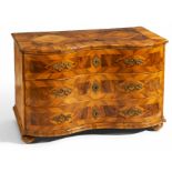 WALNUT BAROQUE CHEST. Germany. 18th century. Walnut, walnut grained wood, maplewood among others