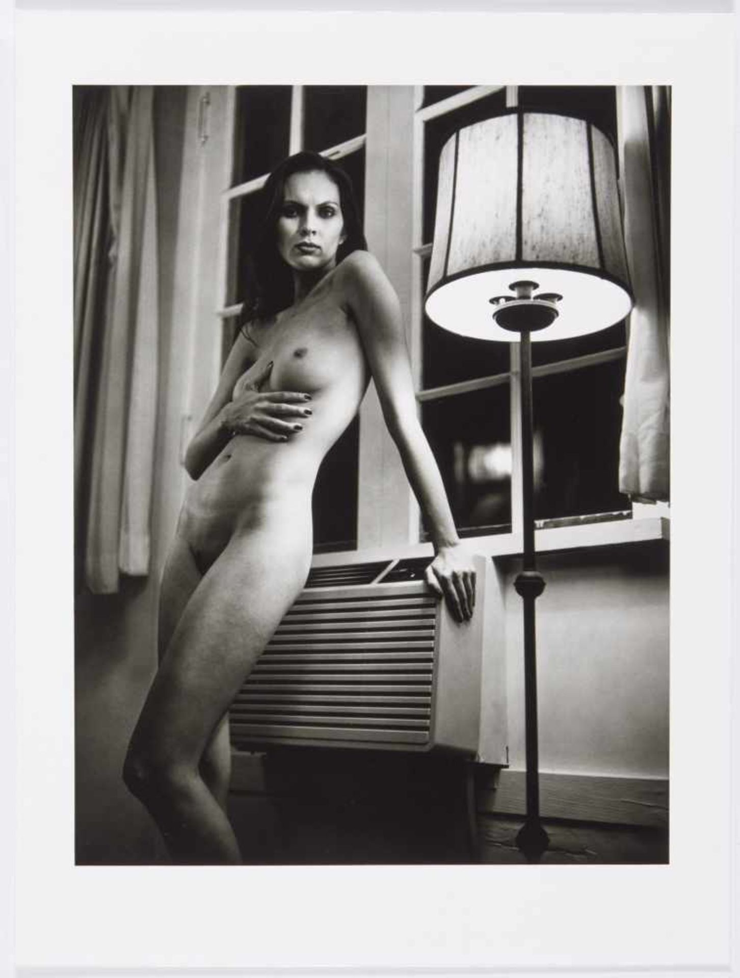 Newton, Helmut1920 Berlin - 2004 Los AngelesCyberwoman. Portfolio with 7 prints. 2000. Each: gelatin - Image 11 of 21