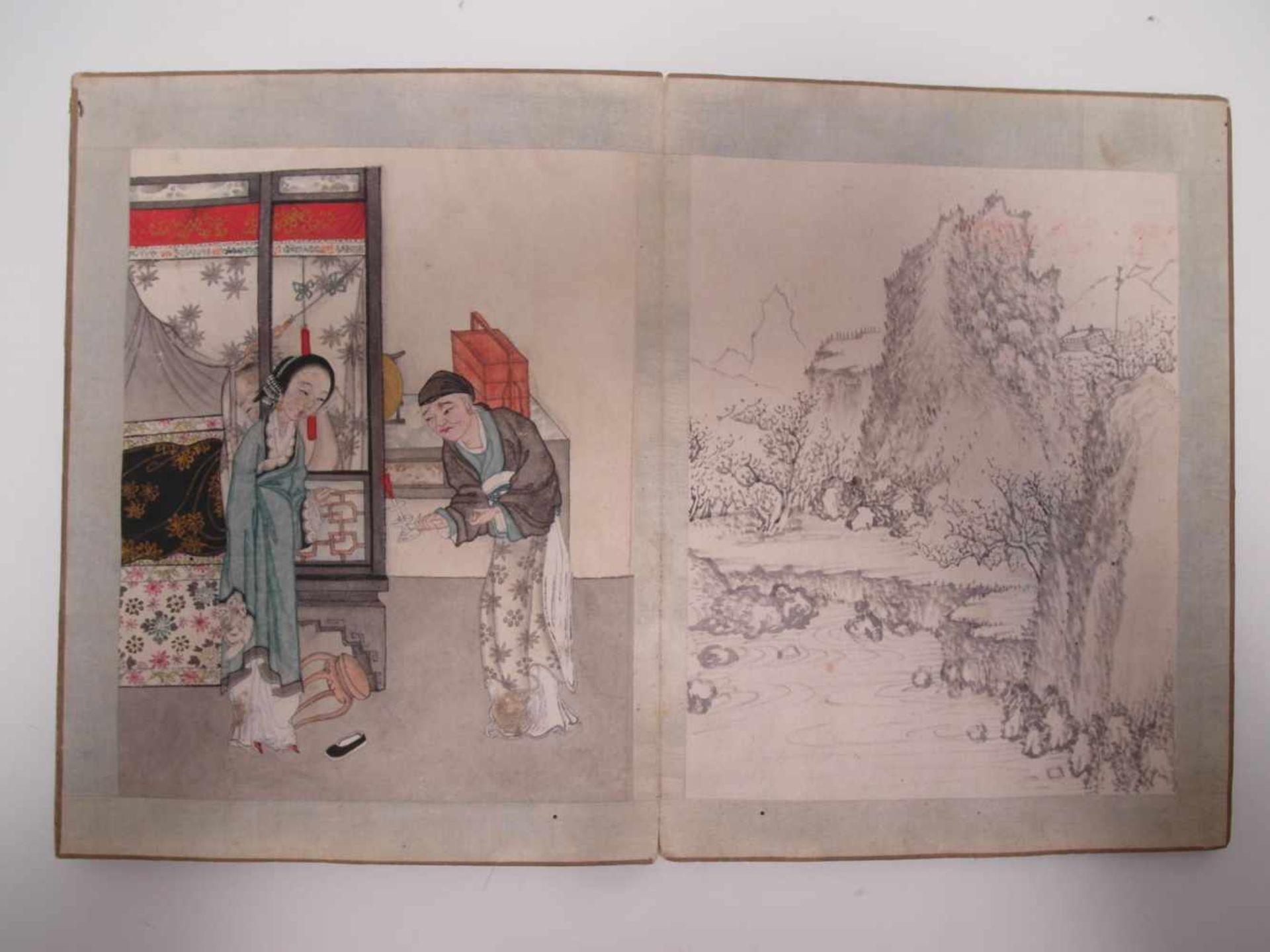 FANFOLD BOOK WITH 18 EROTIC AND 18 BLACK INK PAINTINGS. China. Qing dynasty. 18th/19th c. Ink, - Bild 17 aus 17