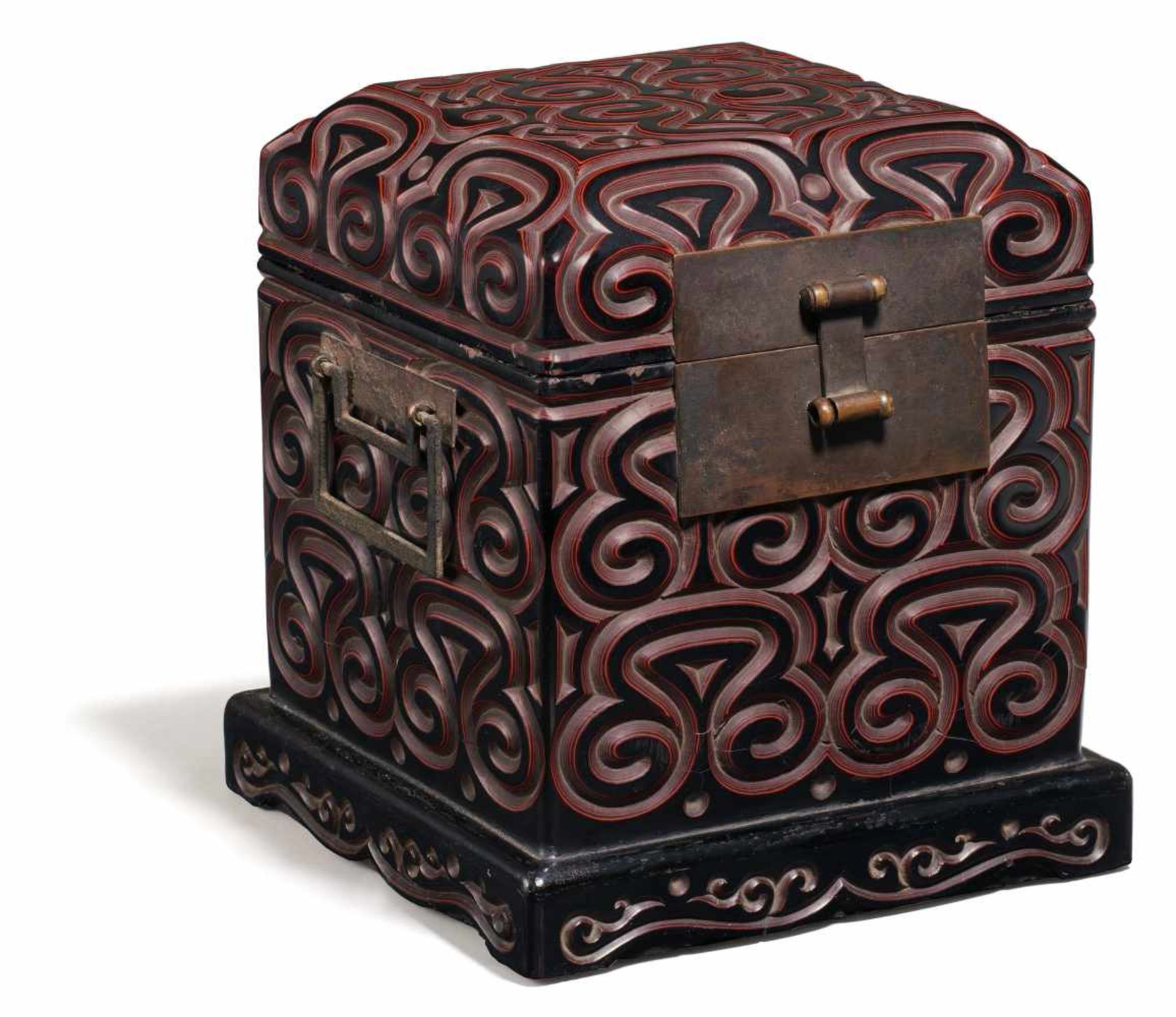 RARE BOX FOR A LARGE SEAL. China. Ming or Qing dynasty. Carved layered lacquer (tixi) on wood. Later