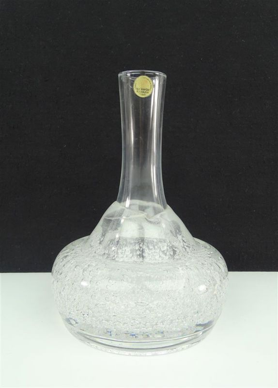 blankglazen vaas met ingesloten luchtbellen, model: Vulcano, ontwerp: Floris Meydam voor Leerdam,
