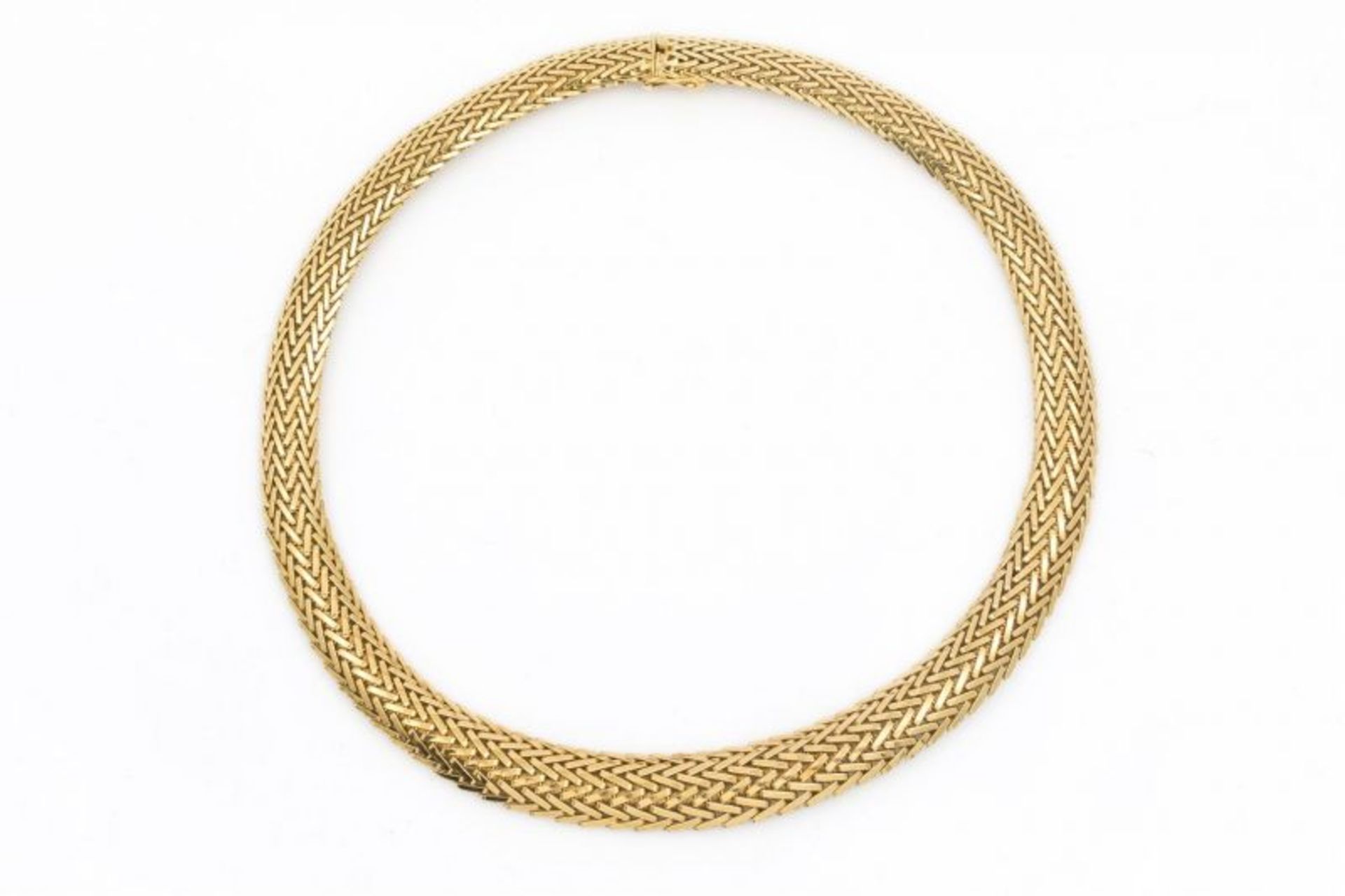 18 krt. gouden Milanees gevlochten collier, lengte: 42 cm., breed: 10-13 mm., gewicht: 76 gram