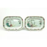 stel Chinees porseleinen famille rose assiettes met decor van figuren op boot, Qianlong, 18e eeuw,