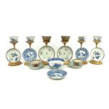 lot Chinees porseleinen kop en schotels waaronder Imari en blauw/wit decor van landschap, allle