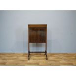 Engelse Victoriaanse palissander gefineerde secretaire, ingelegd met satijnhouten bies, met