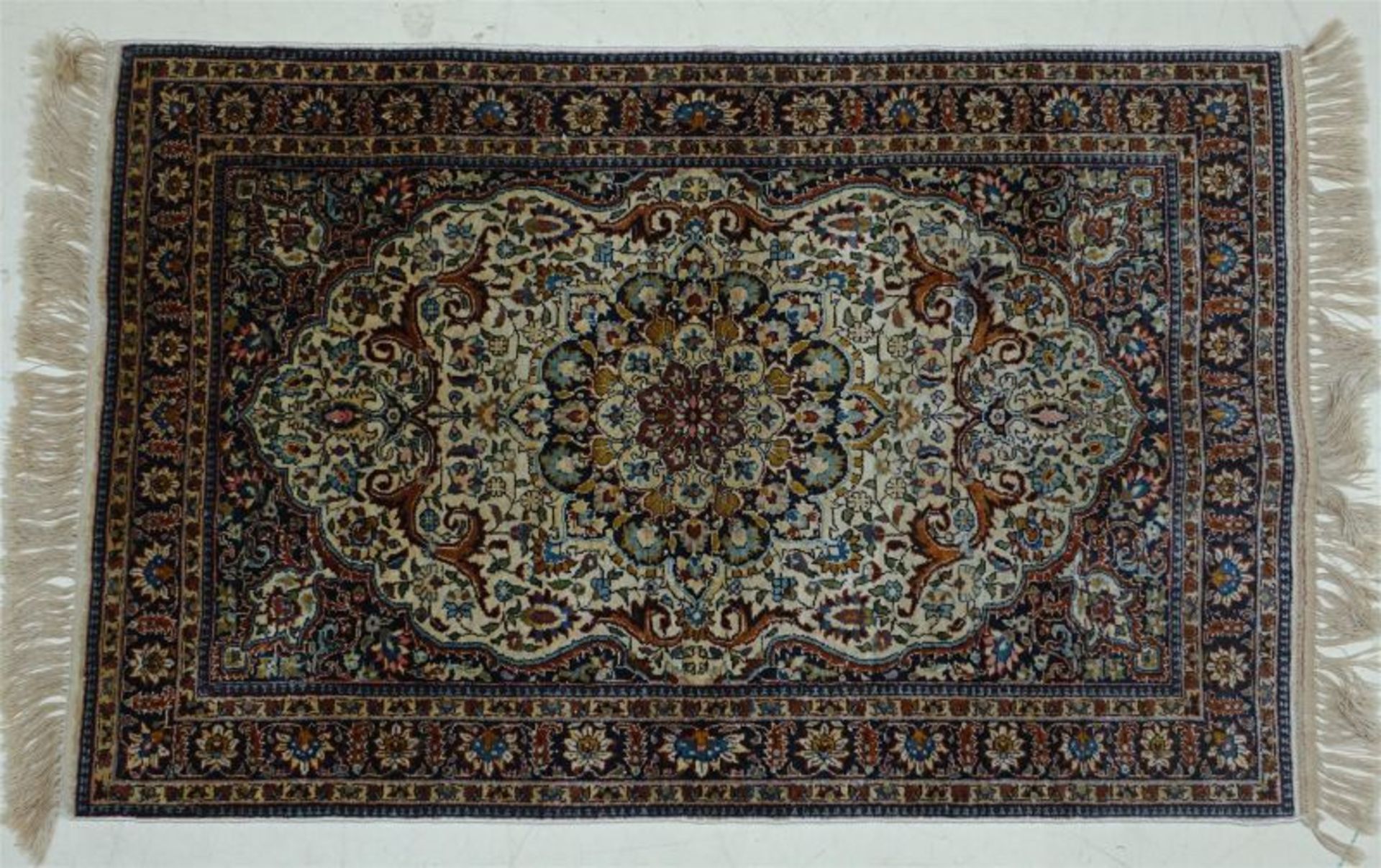 Zijden tapijt, 128 x 77