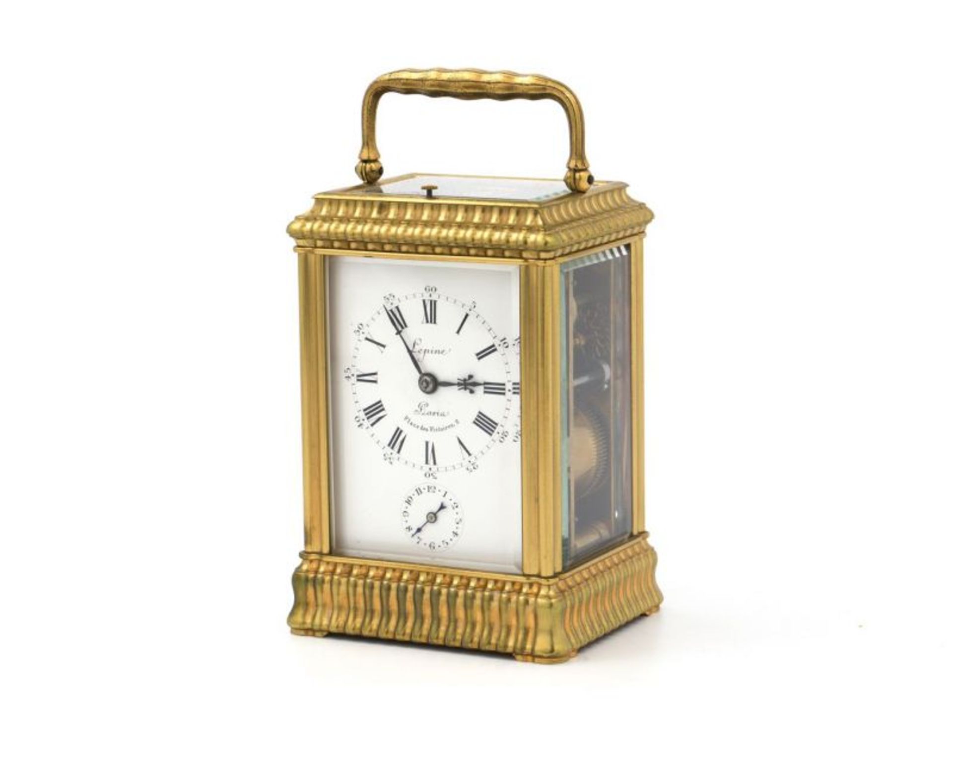 Franse 'carriage clock' in beglaasde bronzen behuizing, voorzien van emaille wijzerplaat en