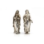 stel zilveren sculpturen met voorstelling van Jozef en Maria, 18e eeuw, hoogte 10 cm.