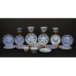 lot blauw/wit Chinees porseleinen kop en schotels, 18e eeuw en later- - -29.00 % buyer's premium