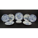 9 blauw/wit Chinees porseleinen borden, Qianlong, 18e eeuw, diam. 16-28 cm (lichte randschade)- - -