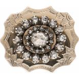 Vintage broche geelgoud, ca. 0.94 ct. diamant - BWG 10 kt.Sierlijk bewerkt. 27 Roos geslepen