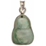 Hanger zilver, jade - 925/1000.Afbeelding Buddha. LxB: 3,3 x 1,5 cm. Gewicht: 4,5 gram.Pendant