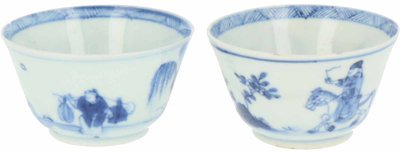 Twee porseleinen cups met decor van Joosje te paard. China, Kangxi.Chips en haarlijnen. Afm. 3,5 x 6