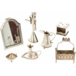 (7) delig lot miniaturen zilver.W.o. Snotneus, jardiniere, stoof, schenkkan. Nederland, 19e en 20e