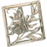 Miniatuur bloemen frame zilver.Bloemtak opgesoldeerd op frame. Nederland, Utrecht, Begeer, 20e eeuw,