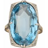Art Deco ring bicolor goud, diamant en aquamarijn - BWG 10 kt.5 Roos geslepen diamanten (doorsnede