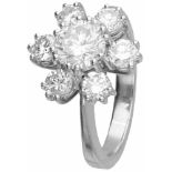 Rozetring witgoud, ca. 2.00 ct. diamant - 18 kt.7 Briljant geslepen diamanten (1x ca. 0.97 ct. en 6x