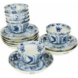 Een set van acht kop en schotels met vissendecor. China, Kangxi.Ø 12 cm.A set of eight cups and