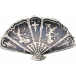 Broche zilver, Siam nielo - 925/1000.LxB: 2,4 x 3,8 cm. Gewicht: 4,1 gram.Silver brooch, Siam