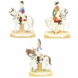 Een lot van drie porselein figuren te paard w.o. Generale Sault, Generale Bessières en en een lid