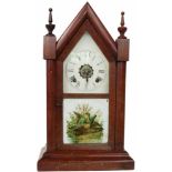 Een Ansonio Clock Co. Gothic Clock. 8 dagen gangreserve met wekker. Een voorstelling van eenden of