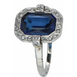 Art Deco ring geelgoud, diamant en saffier - 18 kt.22 Roos geslepen diamanten (doorsnede ca. 1 mm)