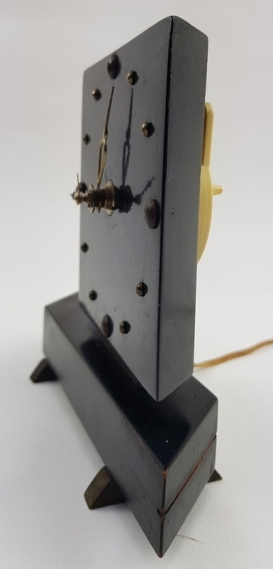 (Design) Houten klok met elektrisch uurwerk, asymetrische vormgeving jaren 50Houten klok met - Bild 4 aus 6