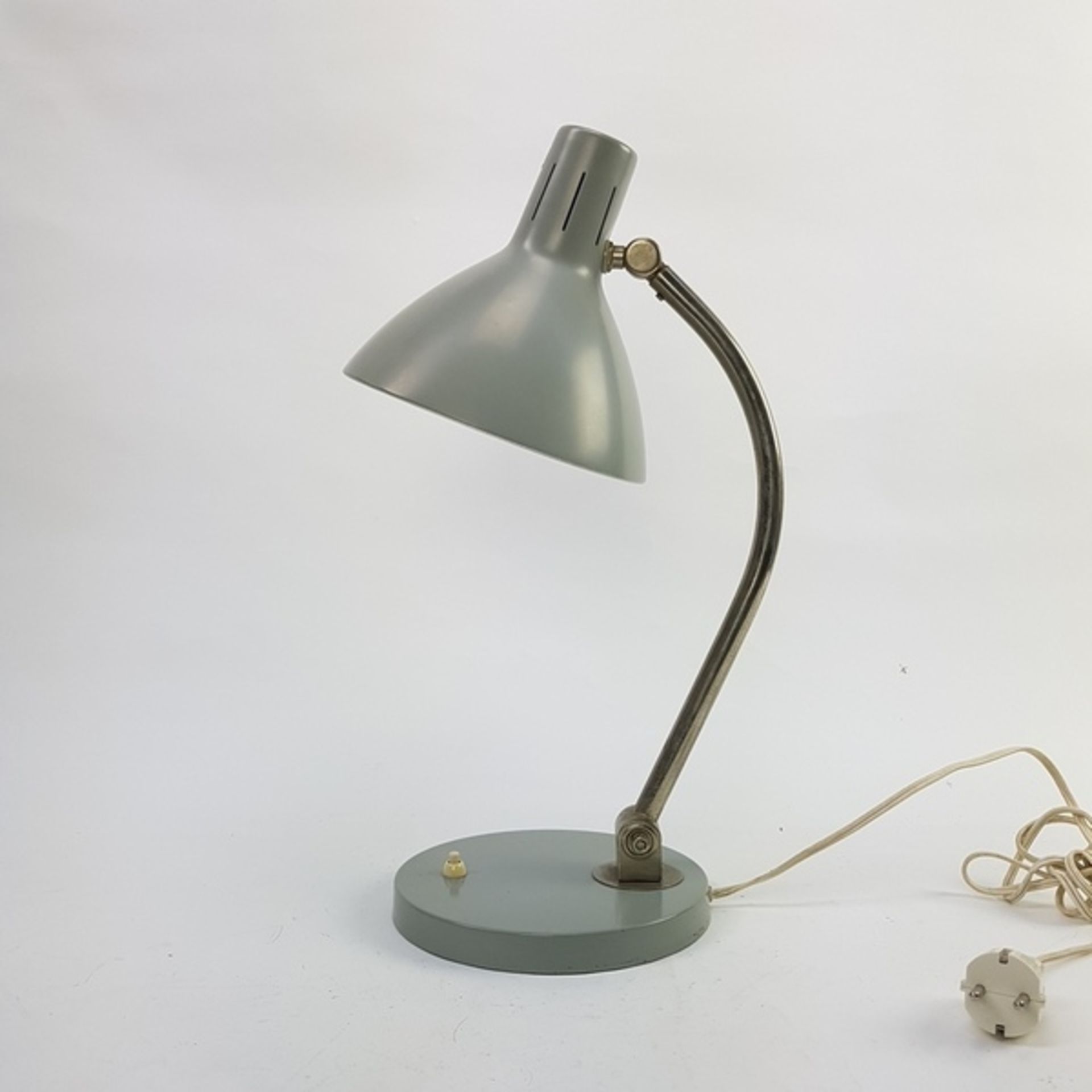 (Design) Metalen bureaulamp, Hala Zeist, jaren 60Metalen bureaulamp, Hala Zeist, jaren 60