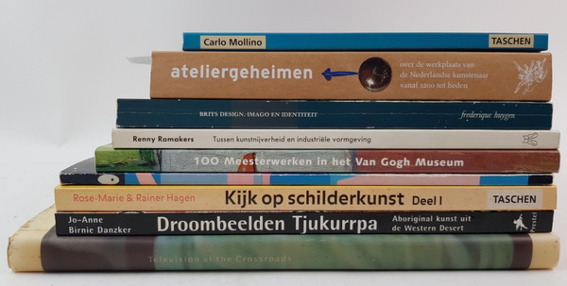 (Boeken) (Kunst) een divers lotEen divers lot kunstboeken: design, schilderkunst, televisie etc. [