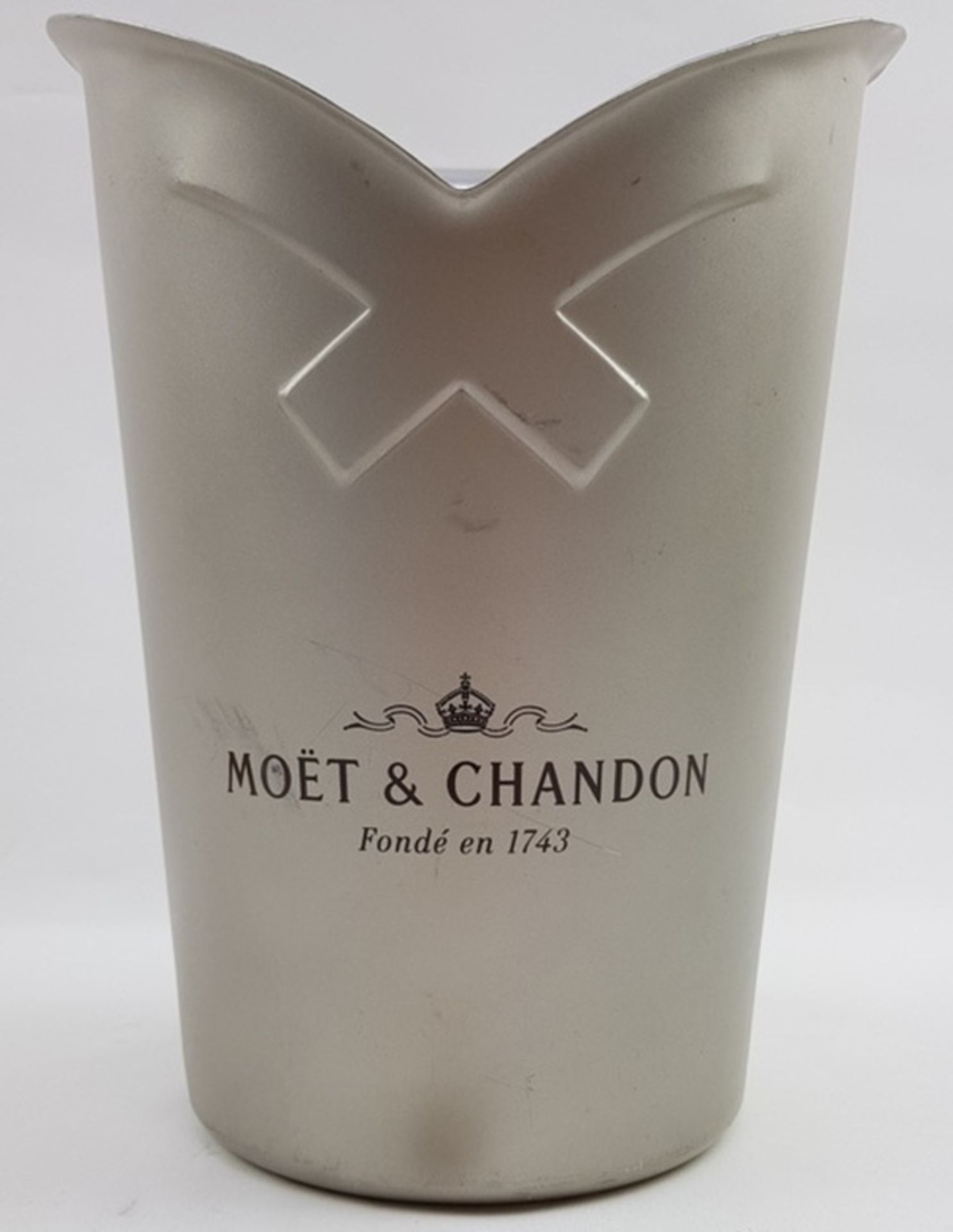 (Design) Zeldzame Aluminium champagne koeler van Argit voor Moët & Chandon. Frankrijk ca 1965.