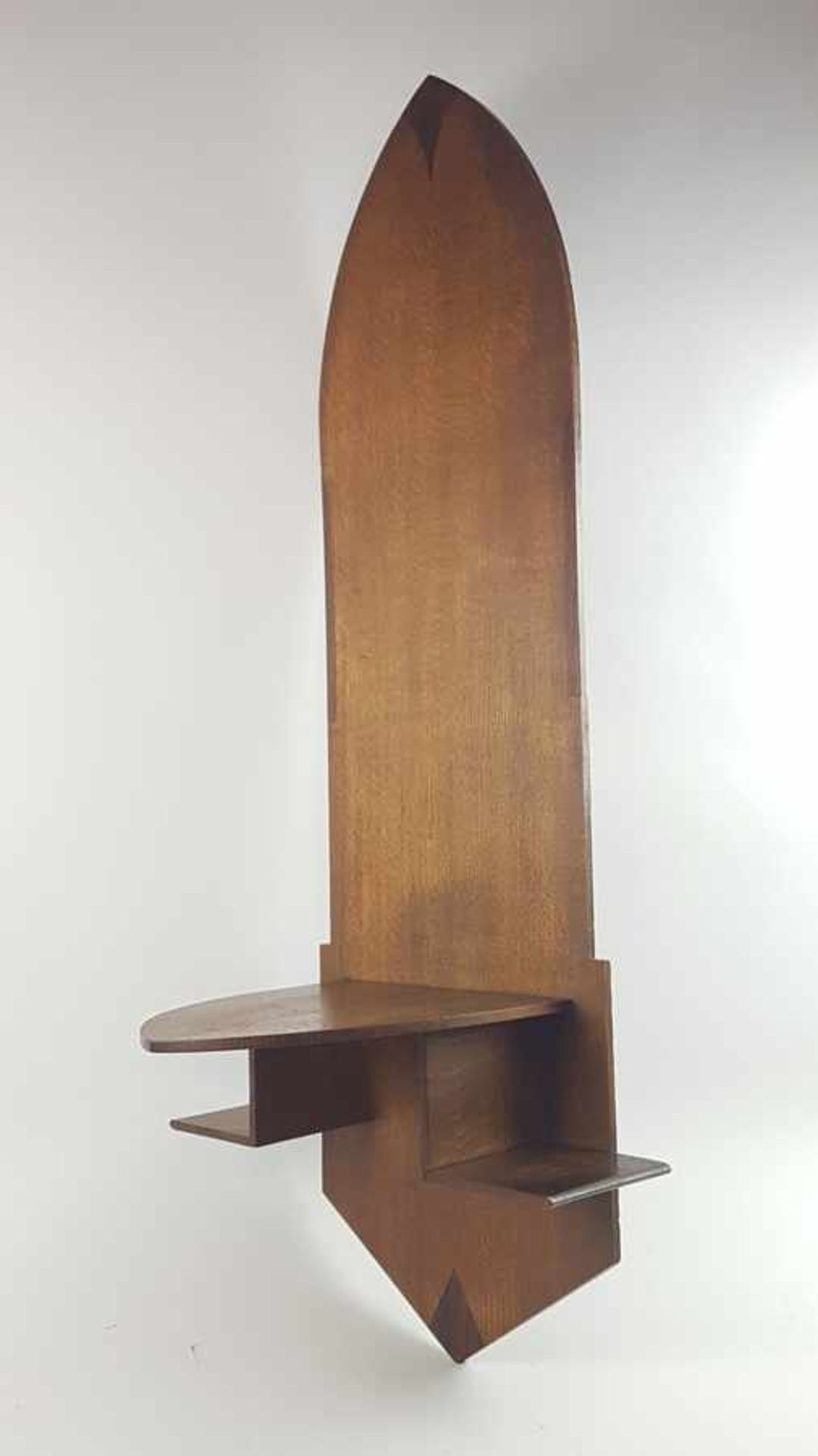 (Design) Eikenhouten wandconsole Amsterdamse school, ca. 1925.Eikenhouten wandconsole Amsterdamse