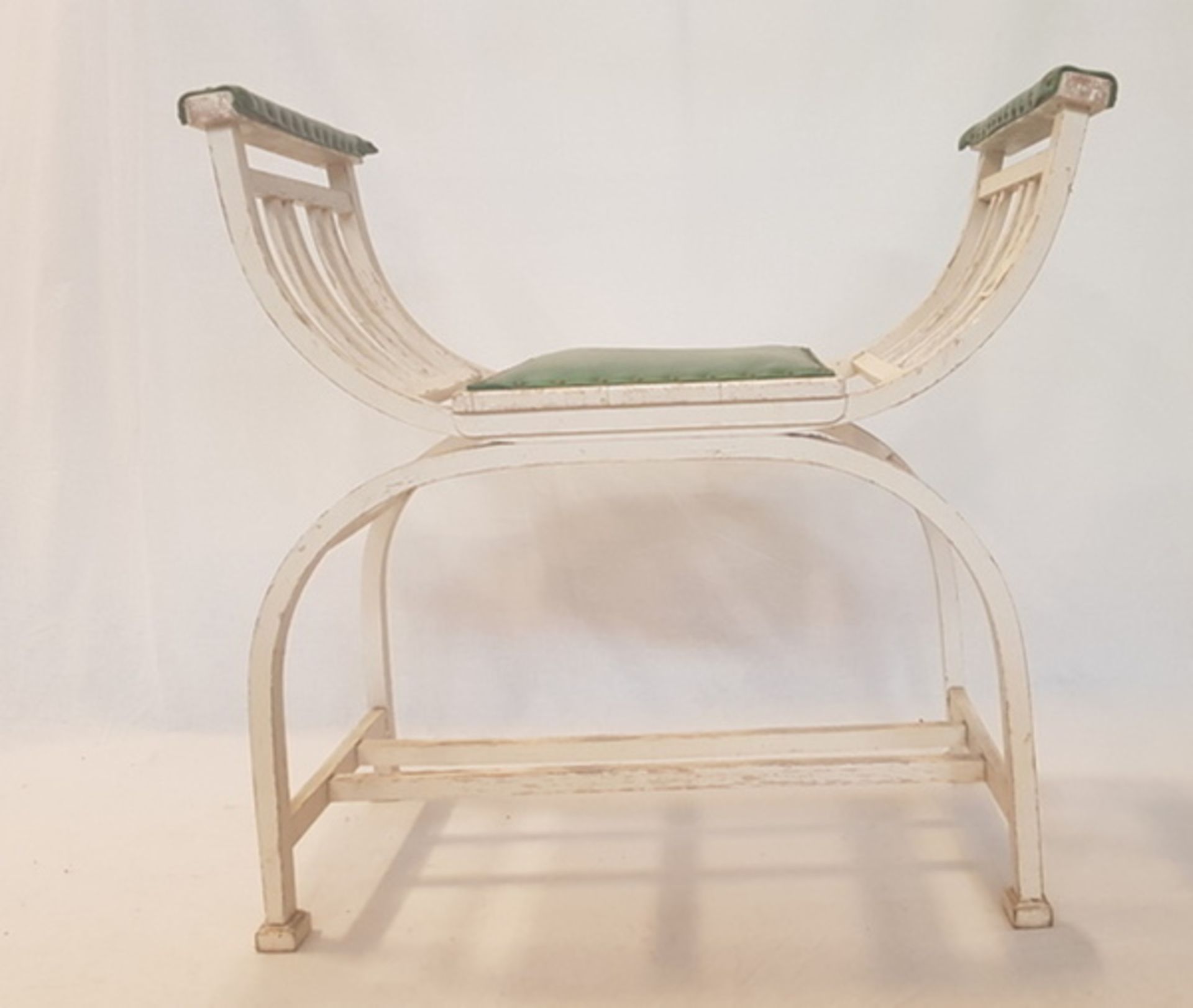 (Design) Houten stoel, zogenaamde ''Moonface'' naar antiek romeins voorbeeld, midden 20e - Bild 6 aus 6