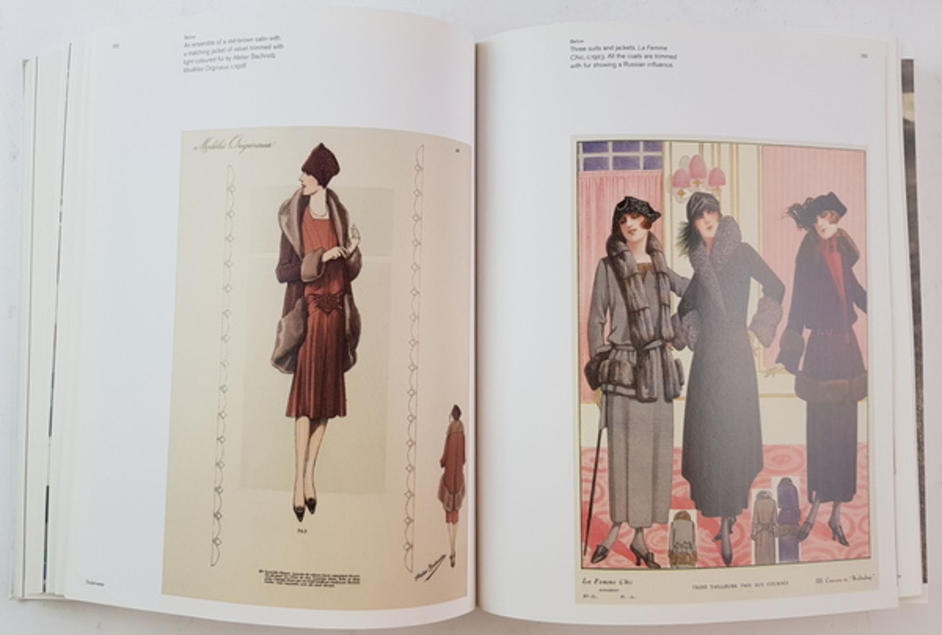 (Boeken) (Kunst) 3 uitgaves van Taschen over modeEen lot van 3 uitgaves van Taschen over mode: - Bild 9 aus 12