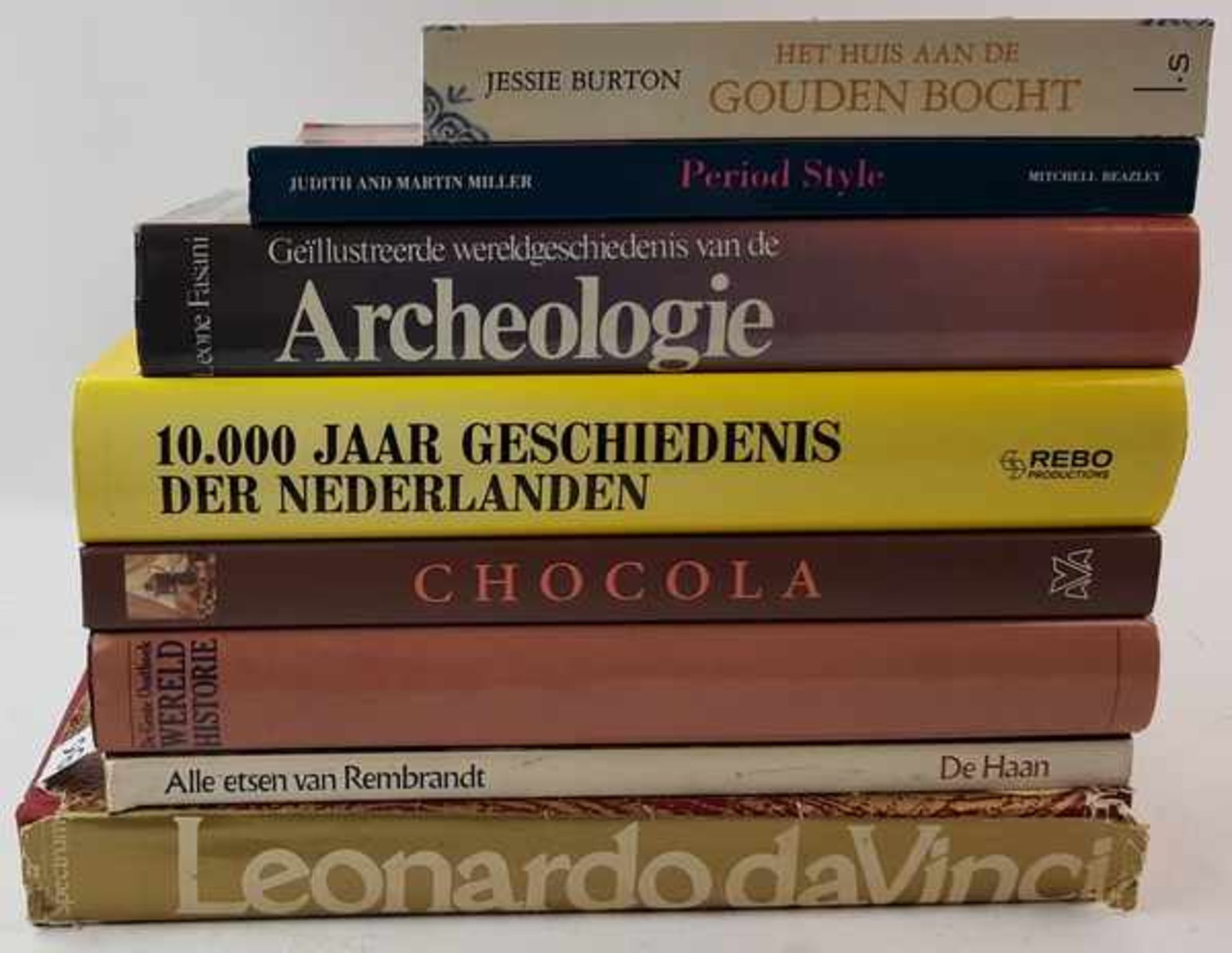 (Boeken) (Boeken) Een divers lotEen divers lot boeken, onder andere over geschiedenis en kunst [