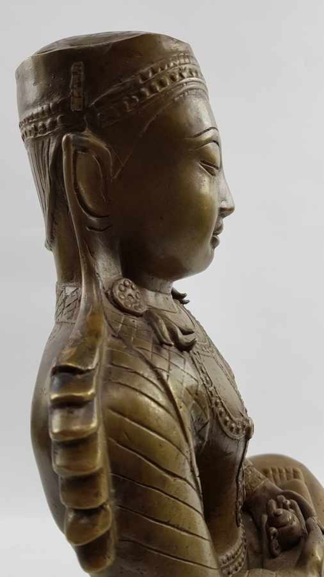 (Antiek) Bronzen boeddha China eind 20e eeuwBronzen boeddha China eind 20e eeuw Conditie: Goede - Bild 8 aus 9