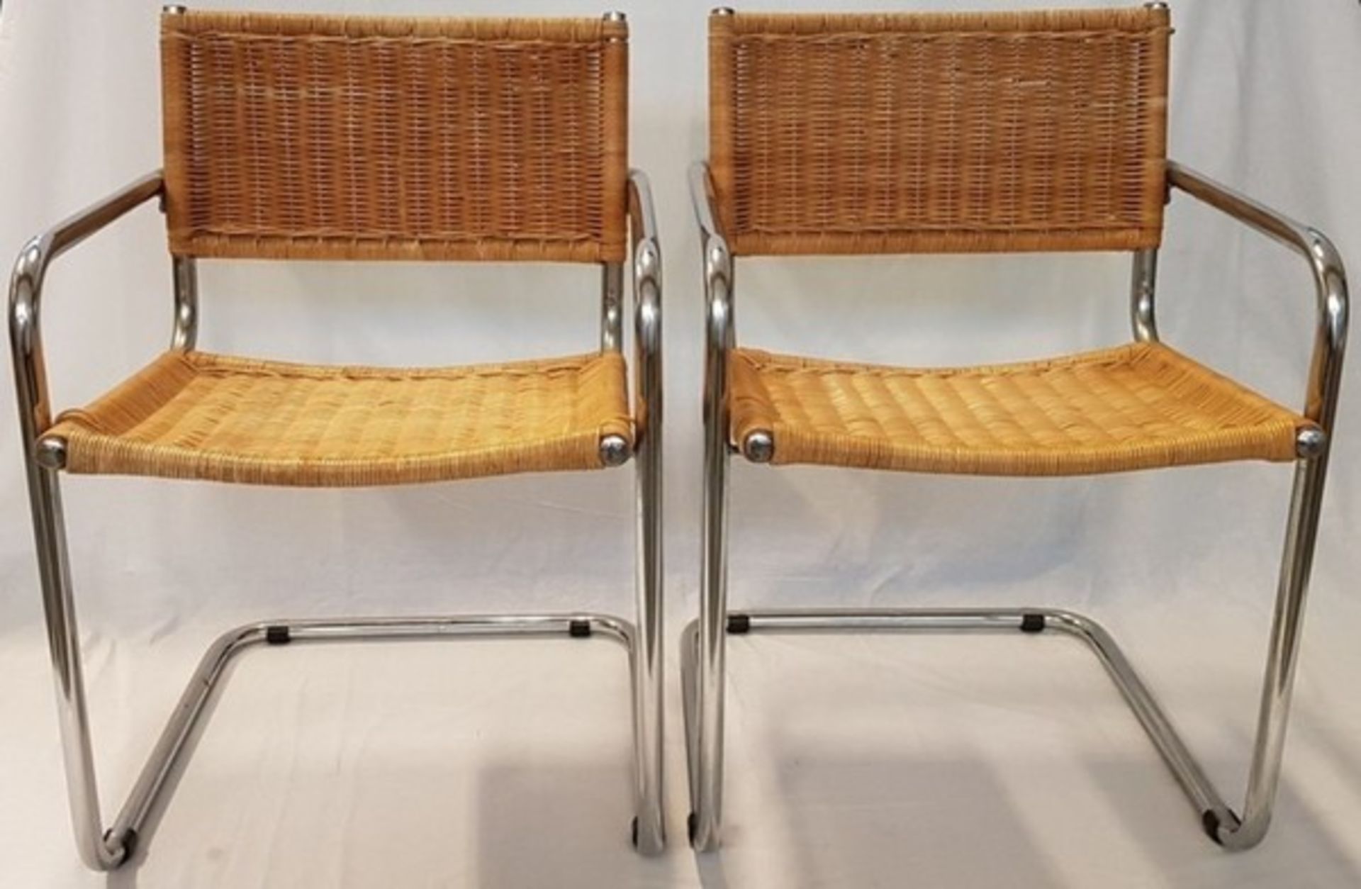 (Design) Design stoelen met rotan zitting, waarschijnlijk Italië, jaren 70 / 80Design stoelen met - Bild 2 aus 6