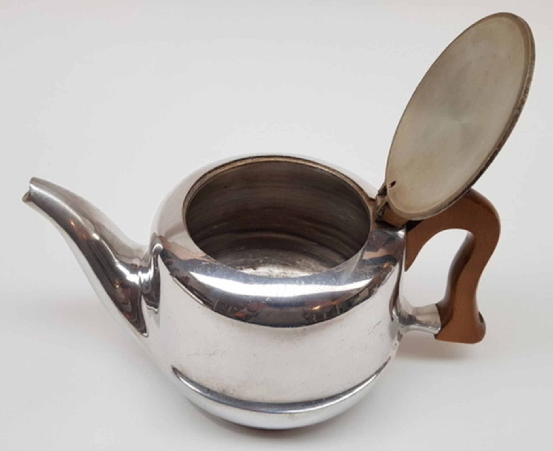 (Design) Theeset van geborsteld aluminium, Picquot Ware England, 1960tiesTheeset van geborsteld - Bild 2 aus 17