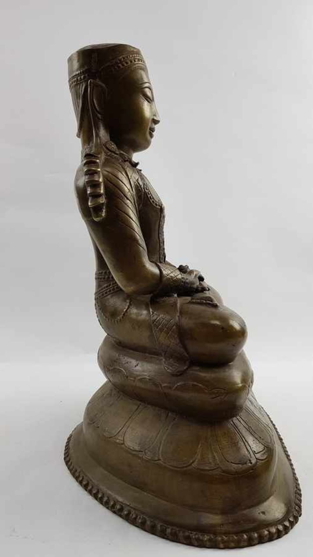 (Antiek) Bronzen boeddha China eind 20e eeuwBronzen boeddha China eind 20e eeuw Conditie: Goede - Bild 7 aus 9