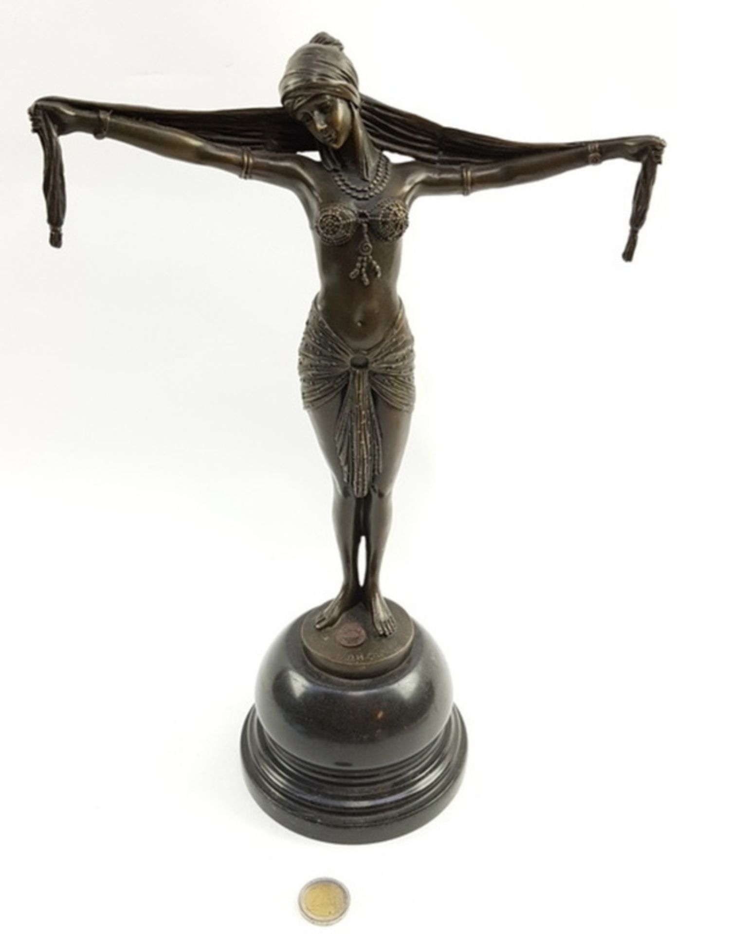 (Kunst) Bronzen danseres, gesigneerd D.H. Chiparus, eind 20e eeuwDanseres brons, gemaakt door - Bild 3 aus 11