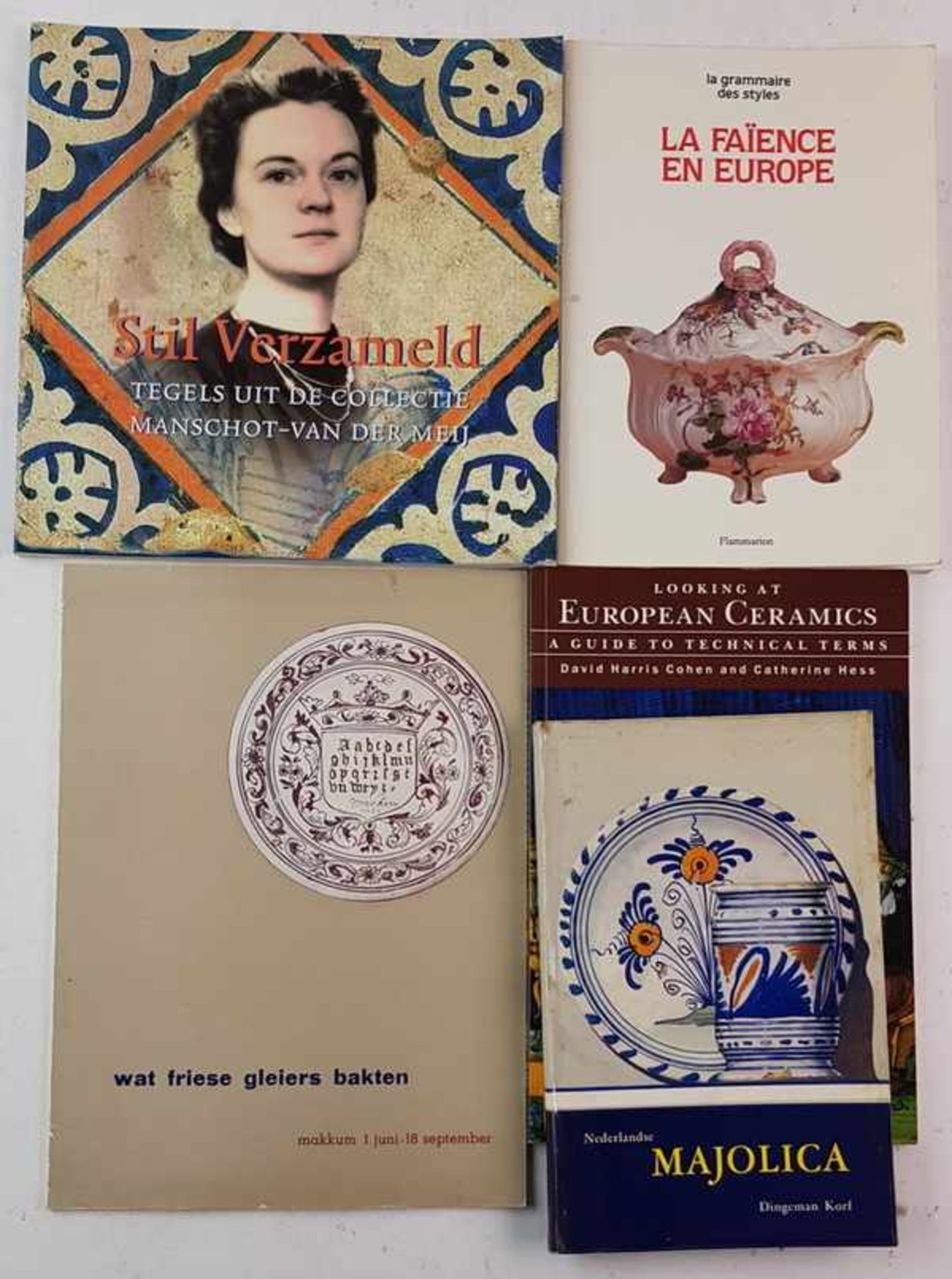 (Boeken) (Kunst) een lot over keramiekEen lot boeken over keramiek, waaronder majolica. Onder meer - Bild 3 aus 7