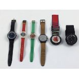 (Curiosa) Plastic/divers, lot van 6 Swatch horloges, 20/21e eeuw.Plastic/divers, lot van 6 Swatch