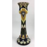 (Antiek) Aardewerk tulpenvaas, Rozenburg Den Haag, 1892Plateel tulpenvaas Rozenburg Den Haag,