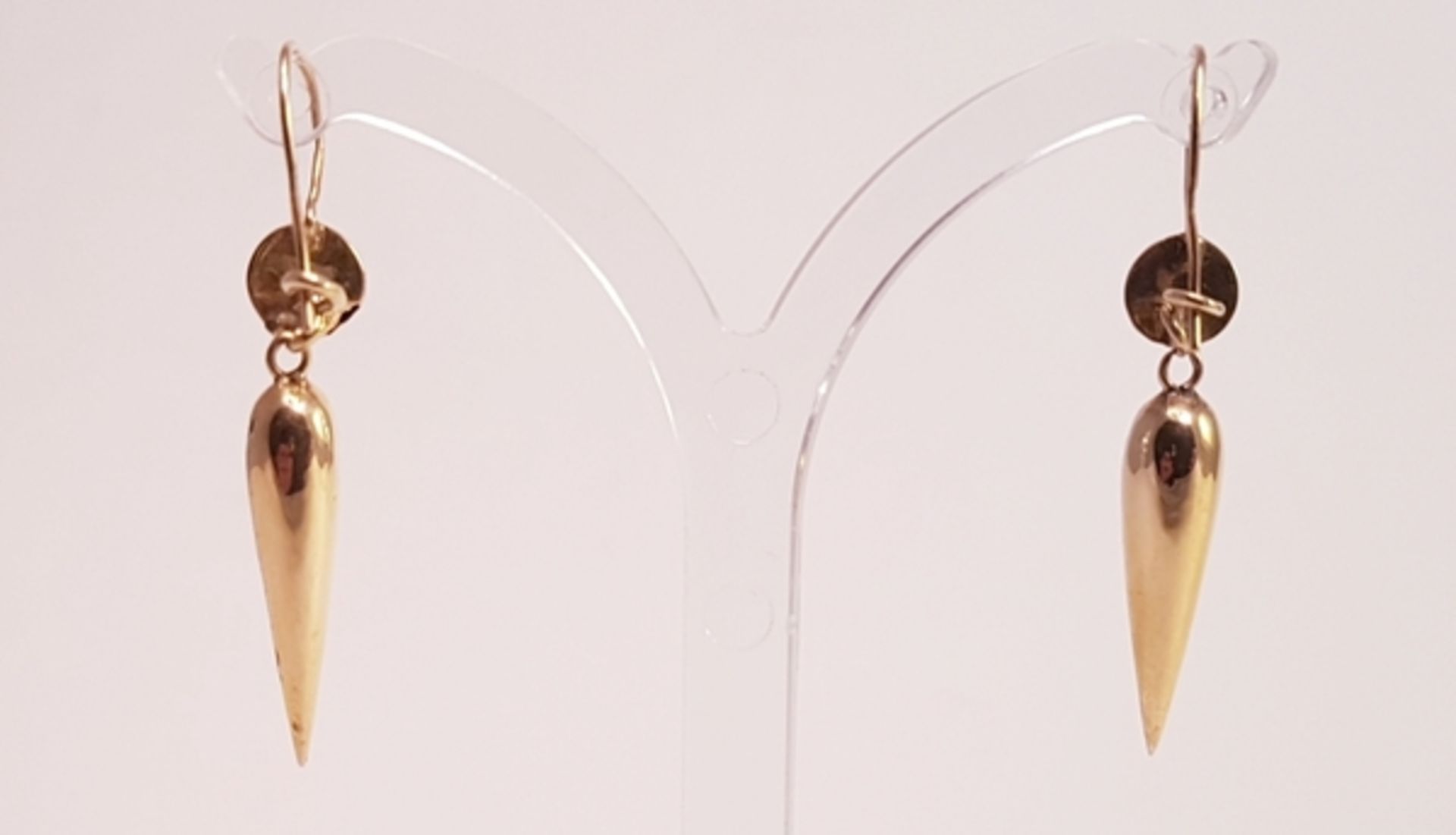 (Goud) Goud, een stel oorbellen 14 k. 1e helft 20e eeuw.Goud, een stel oorbellen 14 k. 1e helft - Bild 4 aus 5