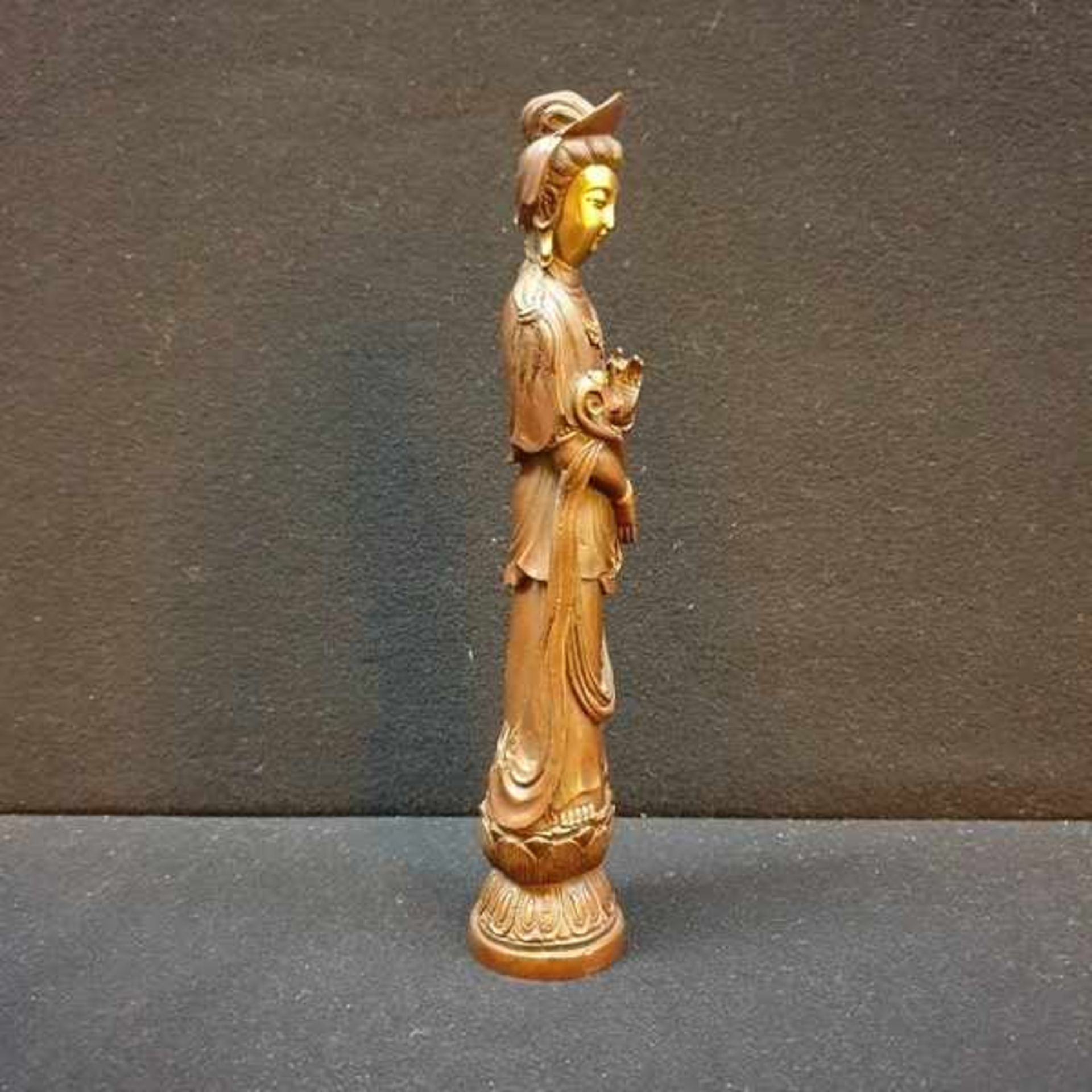 (Aziatica) Bronzen beeld van Guanyin, China, midden 20e eeuwBronzen beeld van Guanyin, China, midden - Bild 3 aus 8