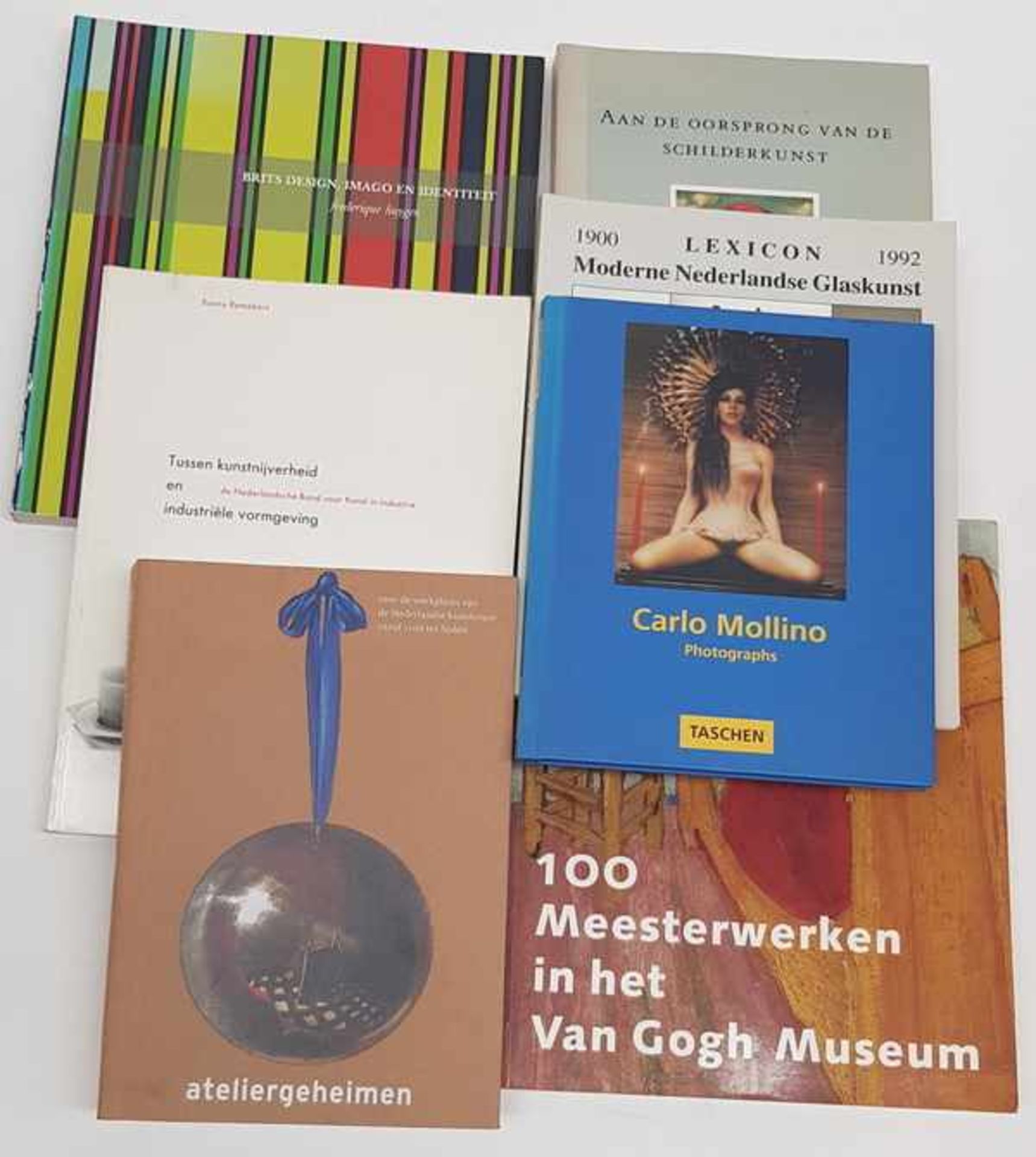 (Boeken) (Kunst) een lotEen divers lot kunstboeken, waaronder enkele over schilderkunst en over - Bild 2 aus 4