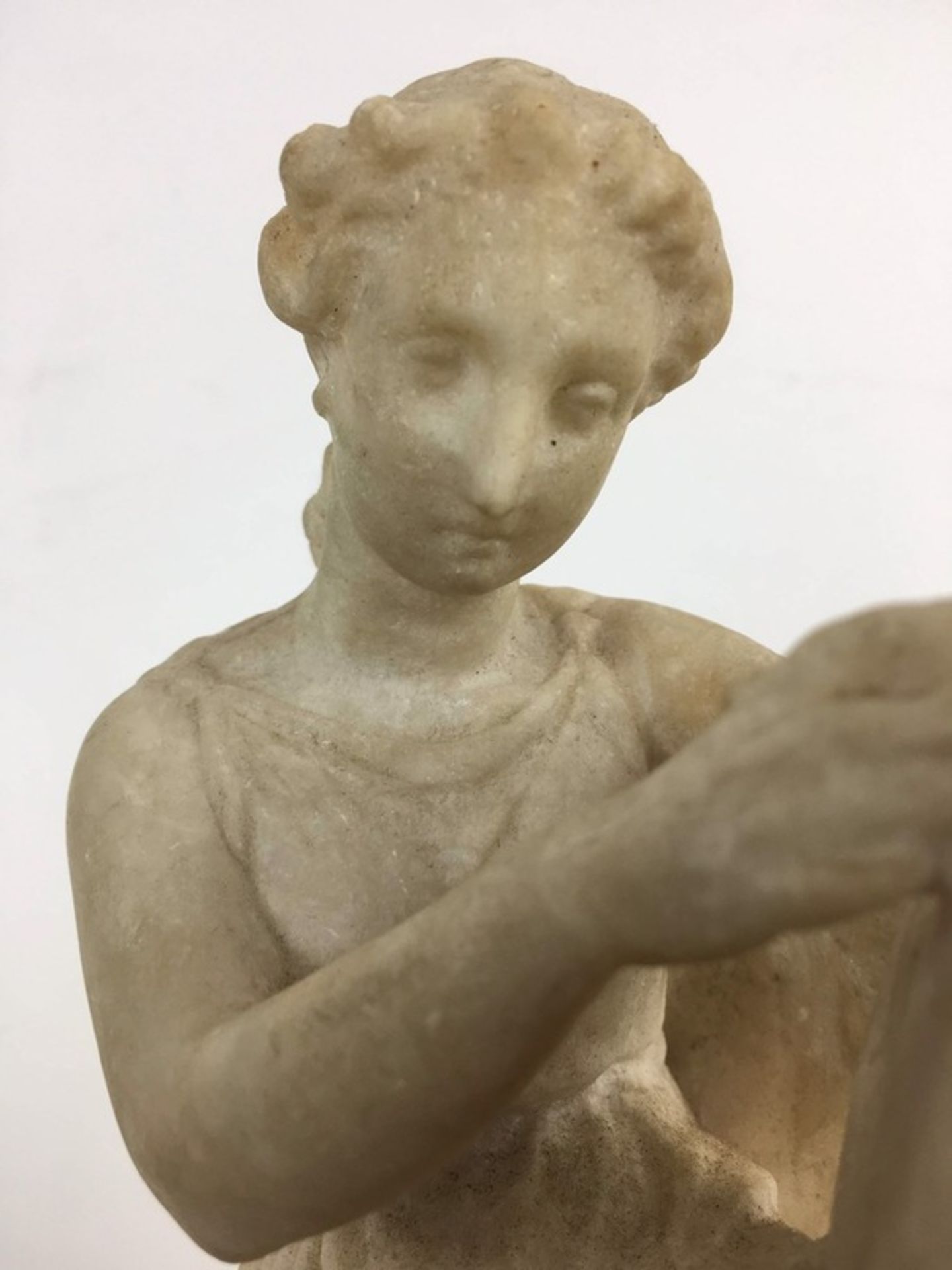 (Curiosa) Marmeren beeld van een dame gedateerd 1877Marmeren beeld van een dame gedateerd 1877 - Bild 8 aus 8