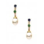 A pair of 18 krt yellow gold earrings. Set with a cultivated drop shaped pearl, brilliant cut