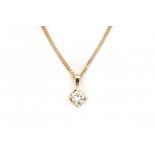 A 14 krt yellow gold solitaire pendant. Set with a brilliant cut diamond, ca. 0.88 ct, clarity VS